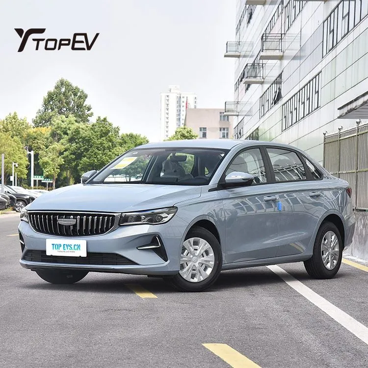 2025   Geely   Emgrand   1.5L   CVT   Gażolina   Karozza